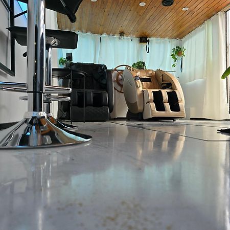 Calaidonia Boat House Otel Calais Dış mekan fotoğraf
